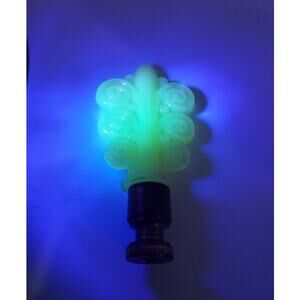 Vintage Aladdin Alacite Scroll Peacock Lamp Finial GLOWS!